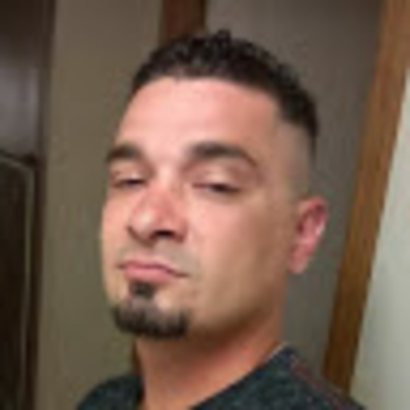 Meet your Posher, Chris - Picture 1 of 1